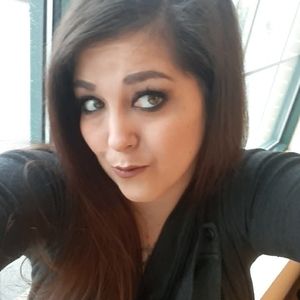 Meet your Posher, Stacy